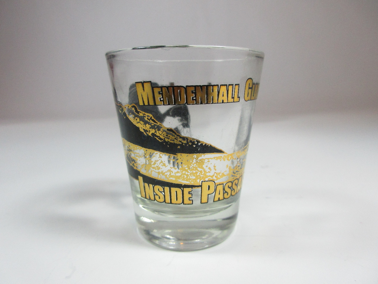 VINTAGE JUNO ALASKA MENDENHALL GLACIER SOUVENIR SHOT-GLASS RETRO DECOR BAR-WARE