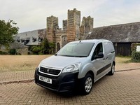 2017 Peugeot Partner 850 1.6 BlueHDi 100 Professional Van [non SS] PANEL VAN Die