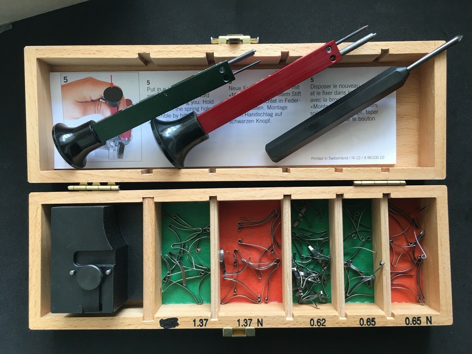 Victorinox SWISS ARMY KNIFE Scissor And Pliers Spring Victorinox SWISS ARMY KNIFE Scissor And Pliers Spring