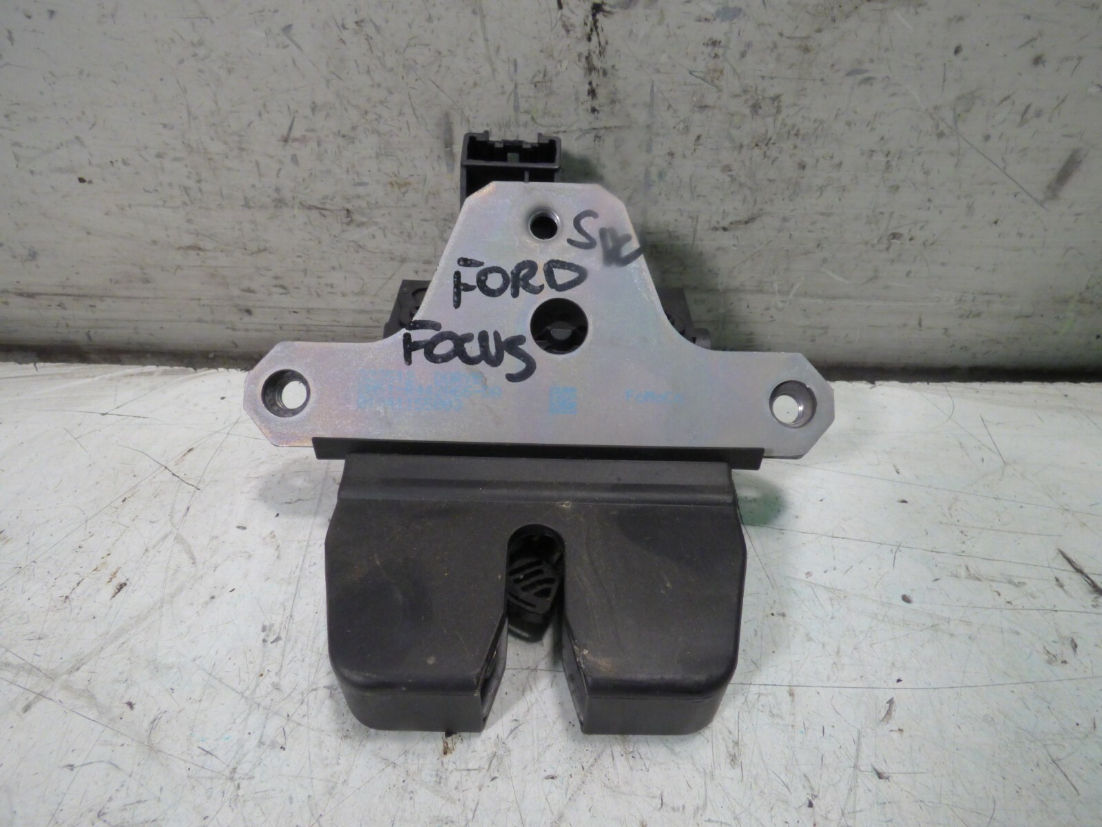 Serratura portellone FORD FOCUS III SW 2013 01041155003