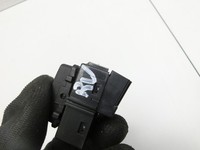 Volvo V60 D4 10-13 Schalter Zentralverriegelung Verriegelung Rechts Vorne Volvo V60 D4 10-13 24.03.2011 31318990... Vorschau 6
