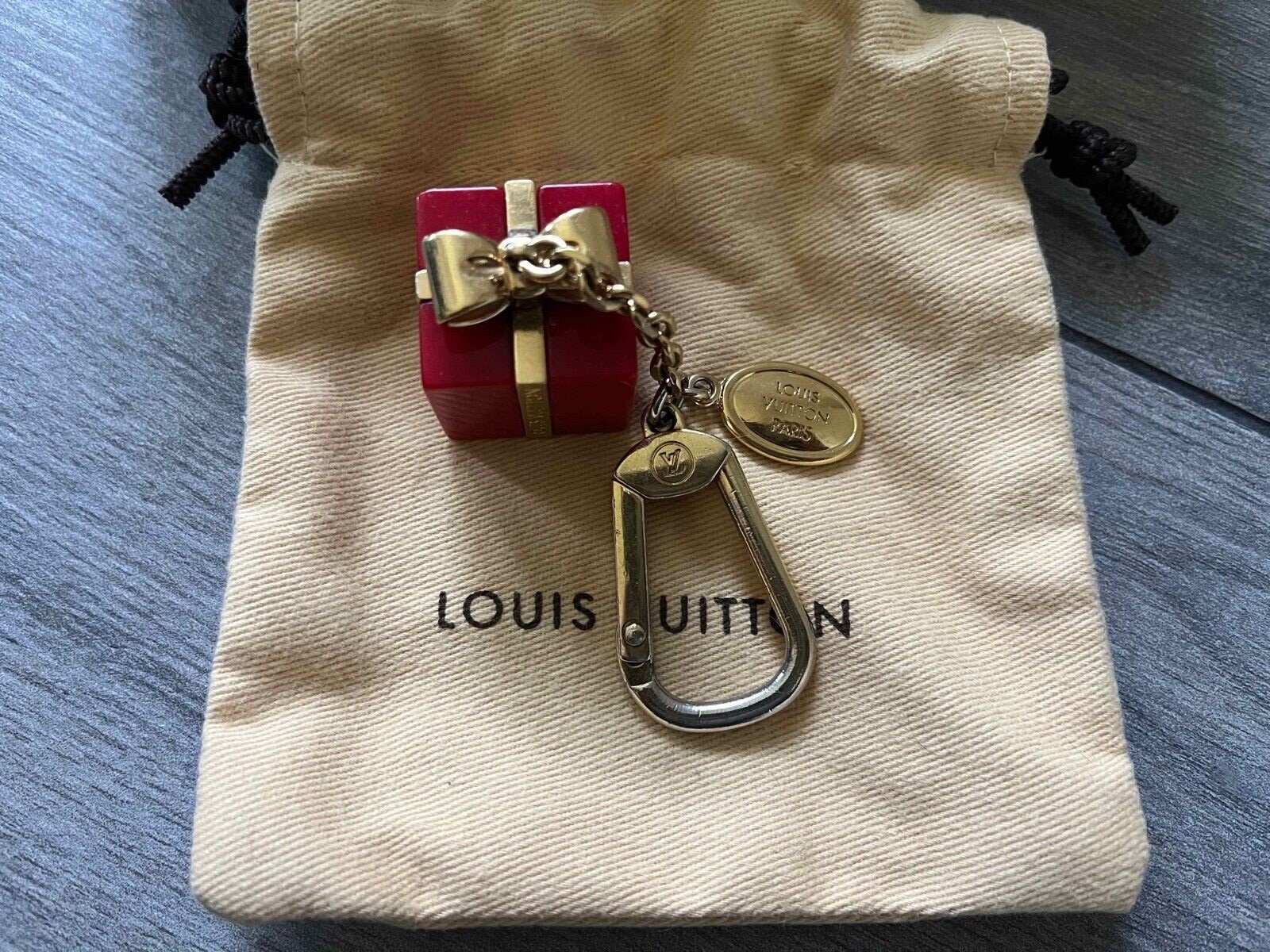 AUTHENTIC LOUIS VUITTON RED GIFT BOX CHARM KEYCHAIN, EUC