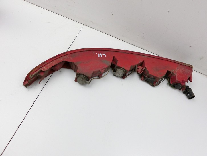 Audi Q7 4L 05-09 Rückleuchte Rücklicht Stoßstange Links Hinten orig Audi Q7 4L 05-09 26.06.2007 4L0945095 gebraucht Vorschau 4