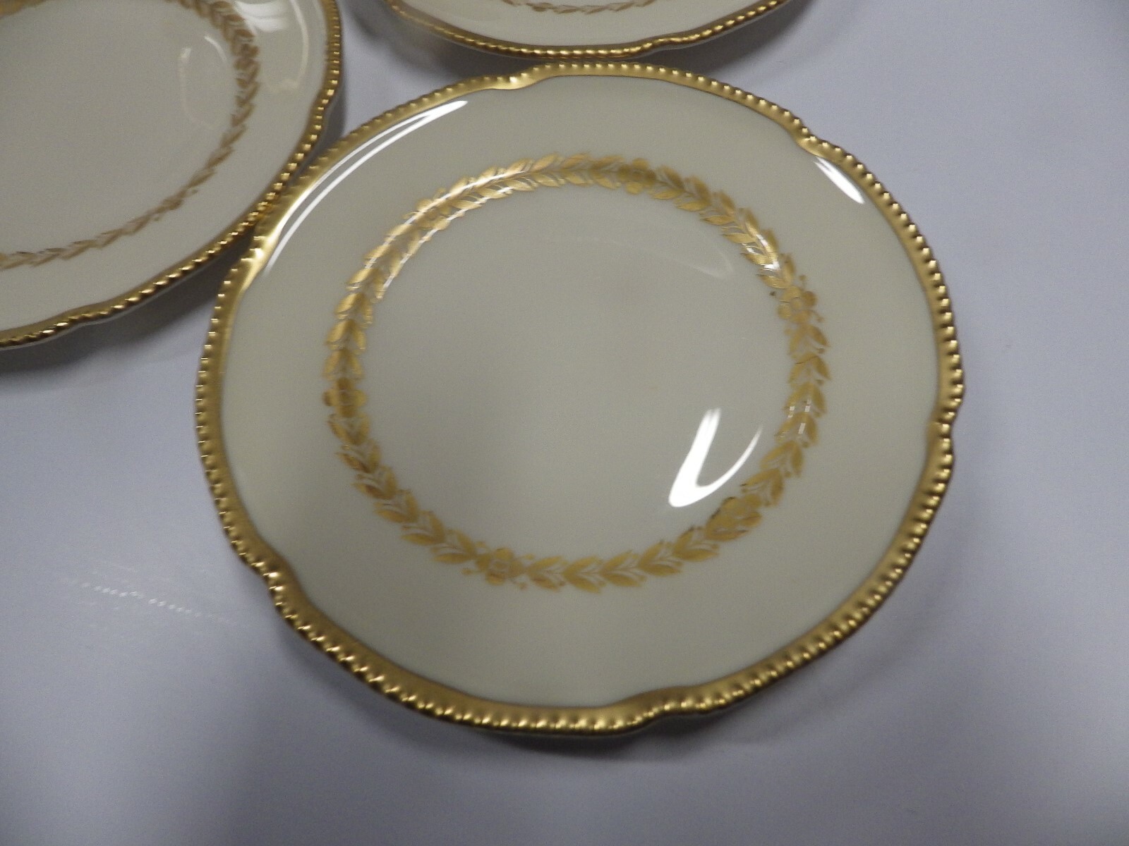 Lenox Imperial China Gold Laurel Wreath lot of 4 BREAD DESSERT PLATES 6.5