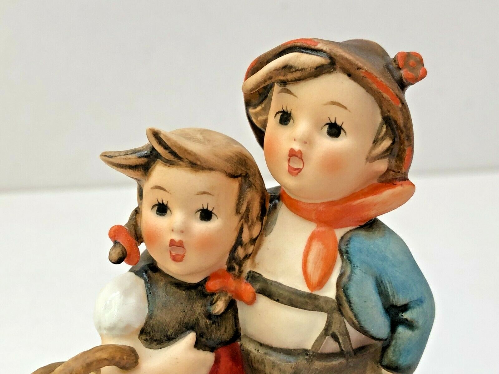 Goebel Hummel Gallery Collection 最新ニュース HUMMEL - GOEBEL 