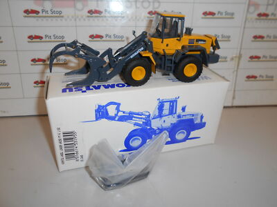 CNRCD2440 by CONRAD KOMATSU WHEEL LOADER WA250 PT-5 PALA CON FORCHE 1:50