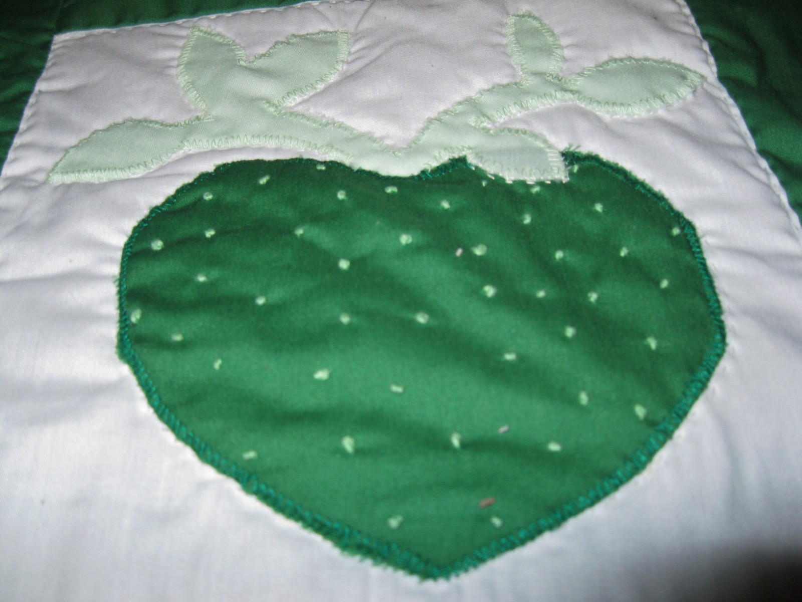 New 92X96 King/Queen Hearts & Flowers Quilt Hand quilted,appliqued &embroidered