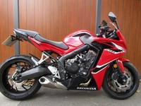 HONDA CBR 650 F * AMAZING CONDITION * FULL HISTORY * 2 FORMER KEEPERS* EXTRAS *