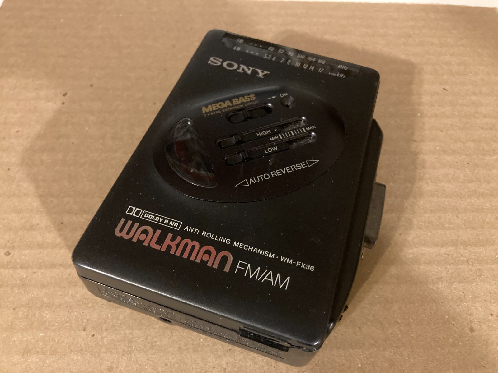 Sony Walkman WM-FX36 AM/FM Radio Cassette Player Mega Bass