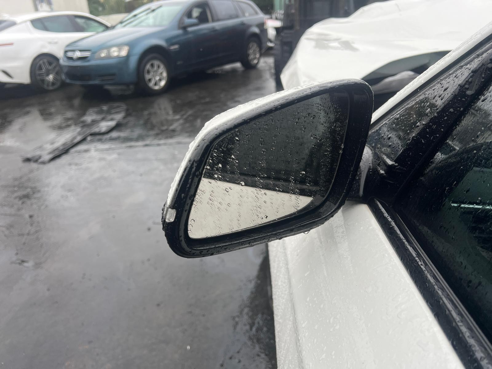 BMW 1 SERIES F20 06/2011-04/2019 WIPER LINKAGE 61617239527 - thumbnail 8