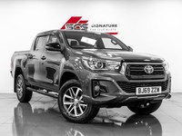 2019 Toyota Hilux 2.4 D-4D Invincible X Auto 4WD Euro 6 (s/s) 4dr (TSS) PICK UP 
