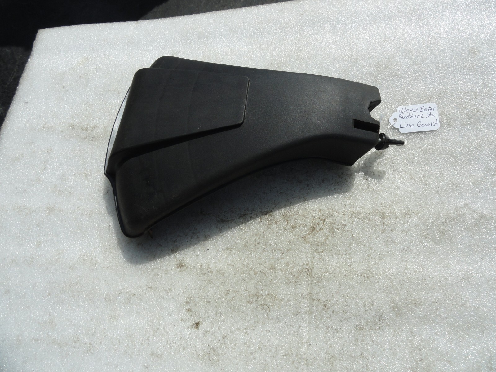 Featherlite 18cc Trimmer Line Guard