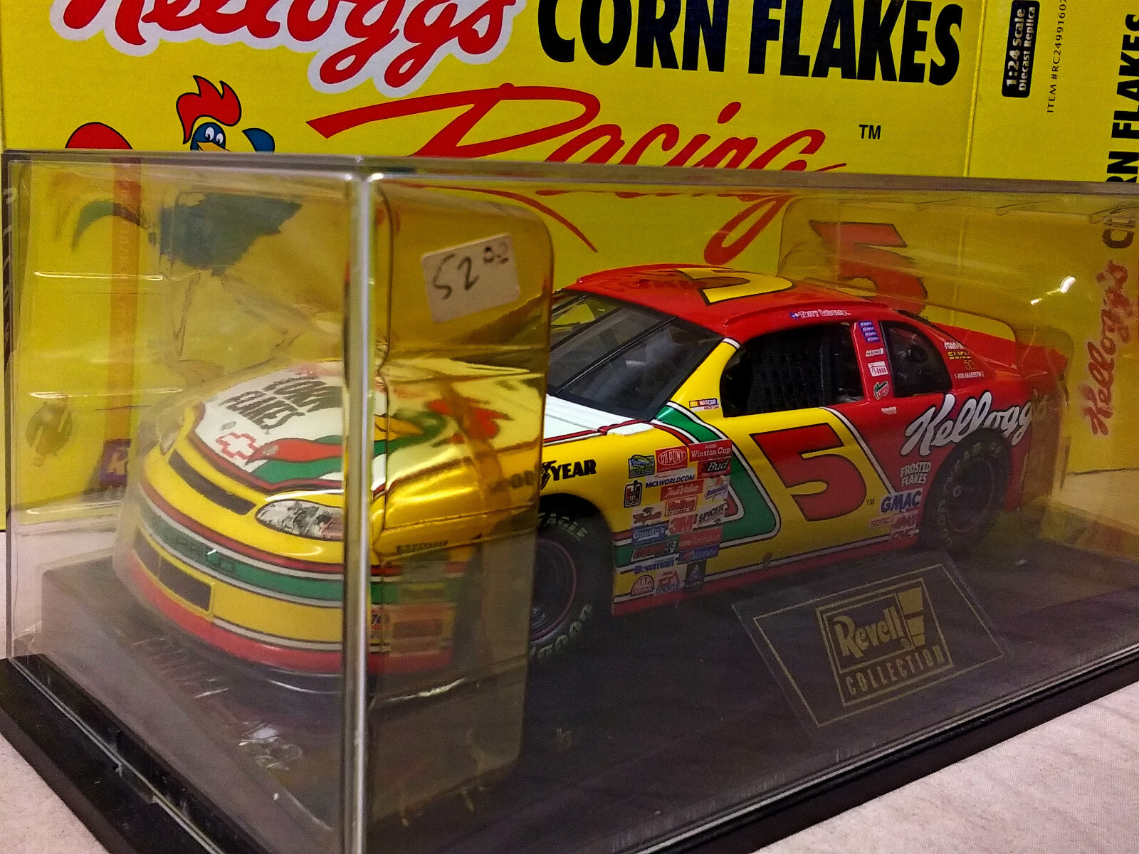ミニカー Kellogg's Terry Labonte #5 Nascar Action Nascar #5 Terry Labonte Kellogg's Victory Lap Monte