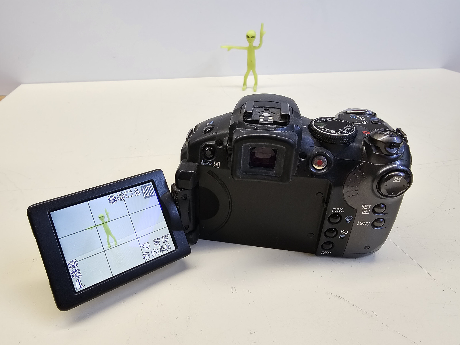Canon キャノン PowerShot S5 IS Canon PowerShot S5 IS: Digital Photography Review