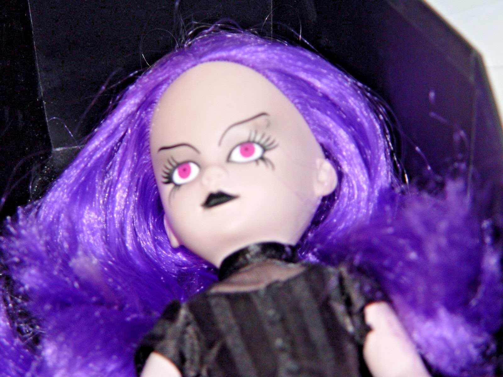 Two Living Dead Dolls Scary Tales Beauty and the Beast