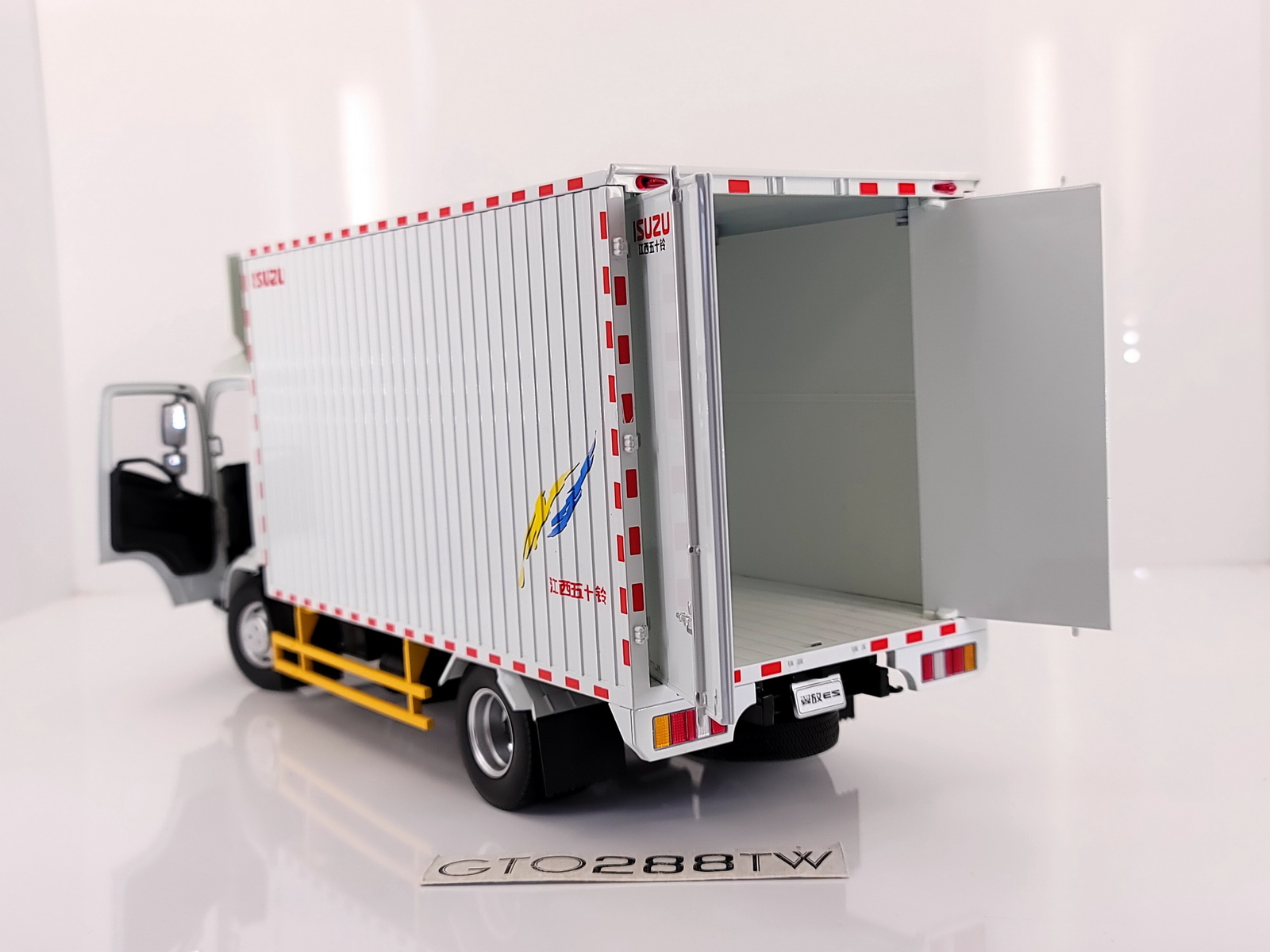 いすゞ エルフ 1/18 Dealer OEM Edition 1:18 scale ISUZU ELF ES Deliver Truck