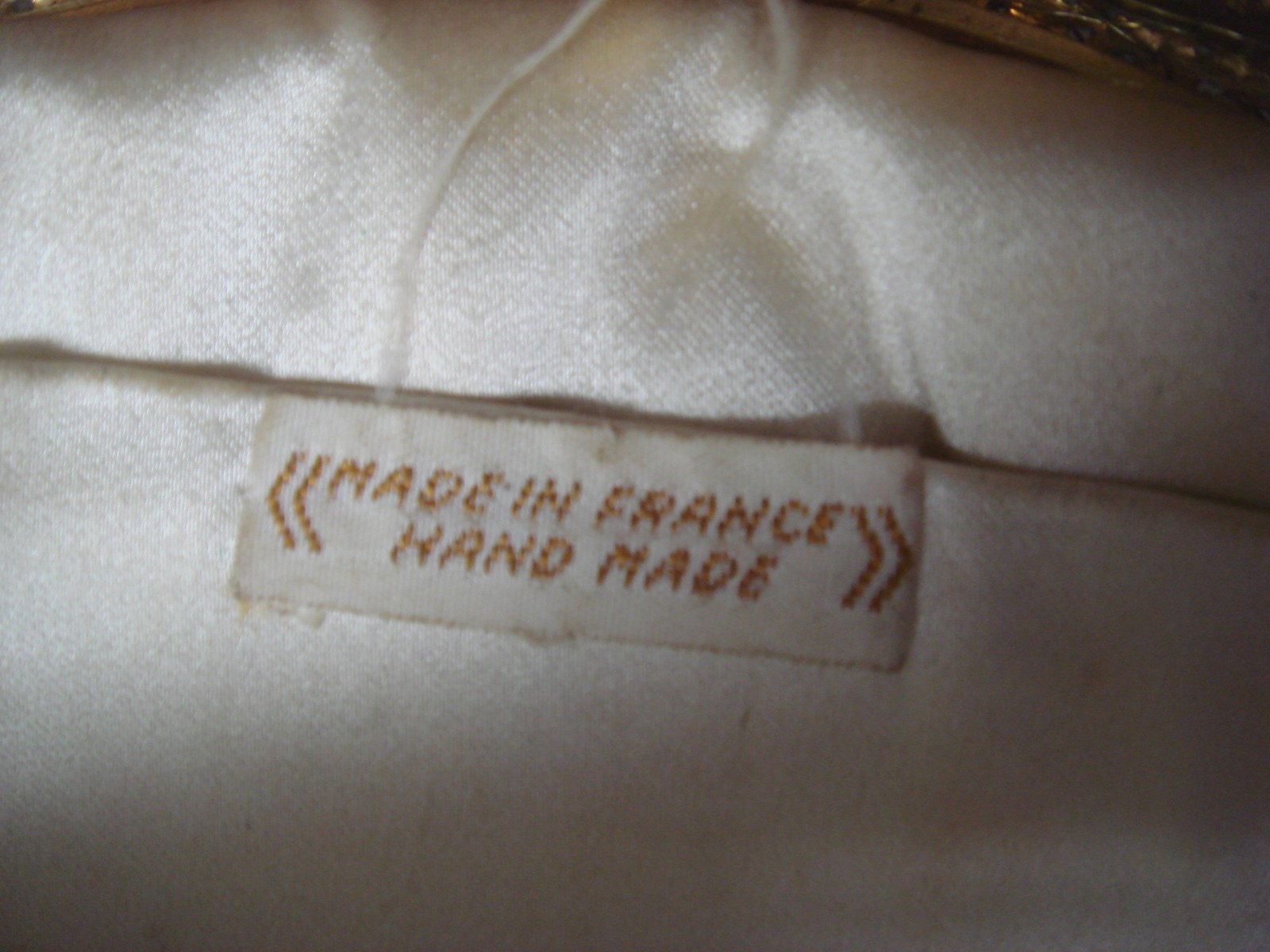 VTG FRENCH HANDMADE MICRO BEADED VICTORIAN ROSE EVENING PURSE