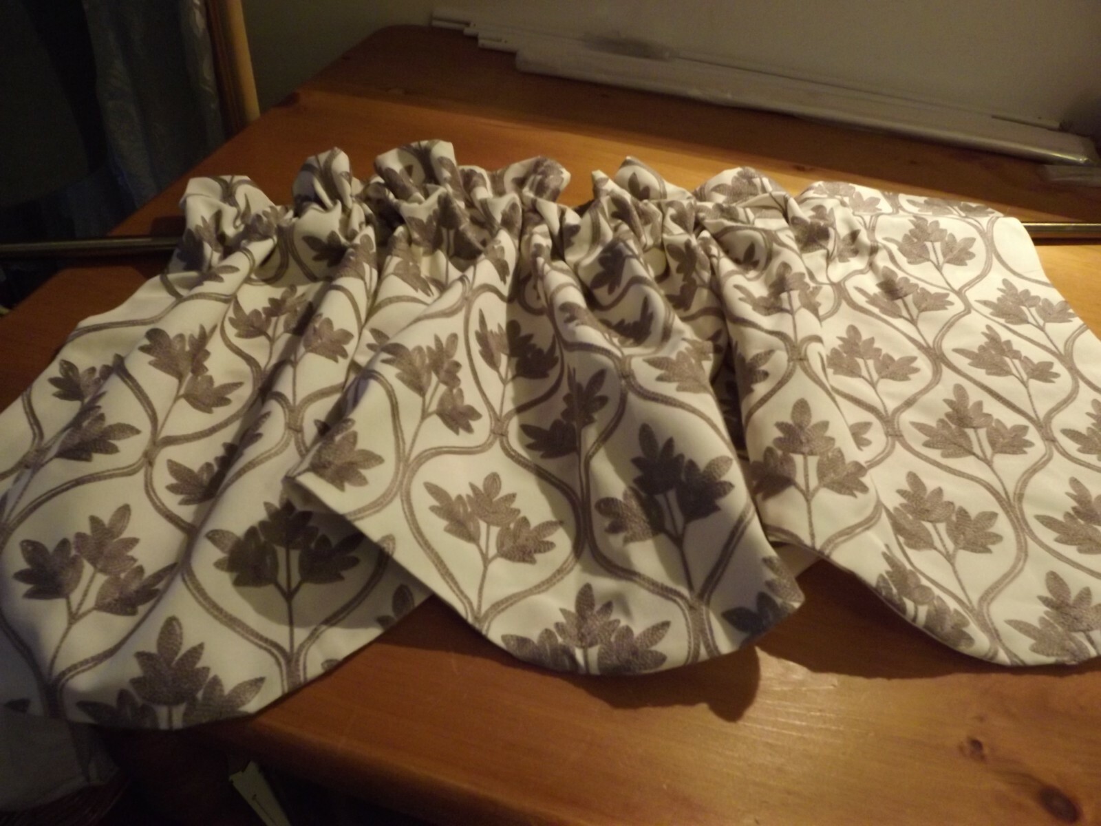 NEW TIWLL & BIRCH lined VALANCE embroidered leaves TRELLIS PATTERN 52Wx19