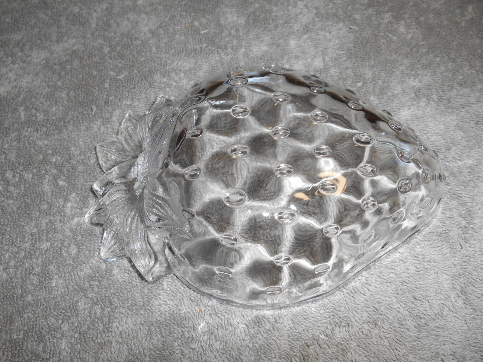 (G3) Clear  Glass Strawberry Shaped Candy Dish