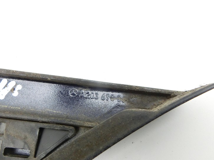 Mercedes W203 C200K 04-07 Lim Blende Leiste Aussen für Kotflügel Rechts Hinten  - Bild 4