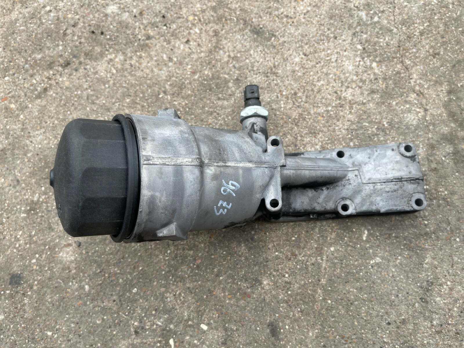 96-99 BMW E36 M44 1.9L ENGINE OIL FILTER HOUSING OEM | eBay