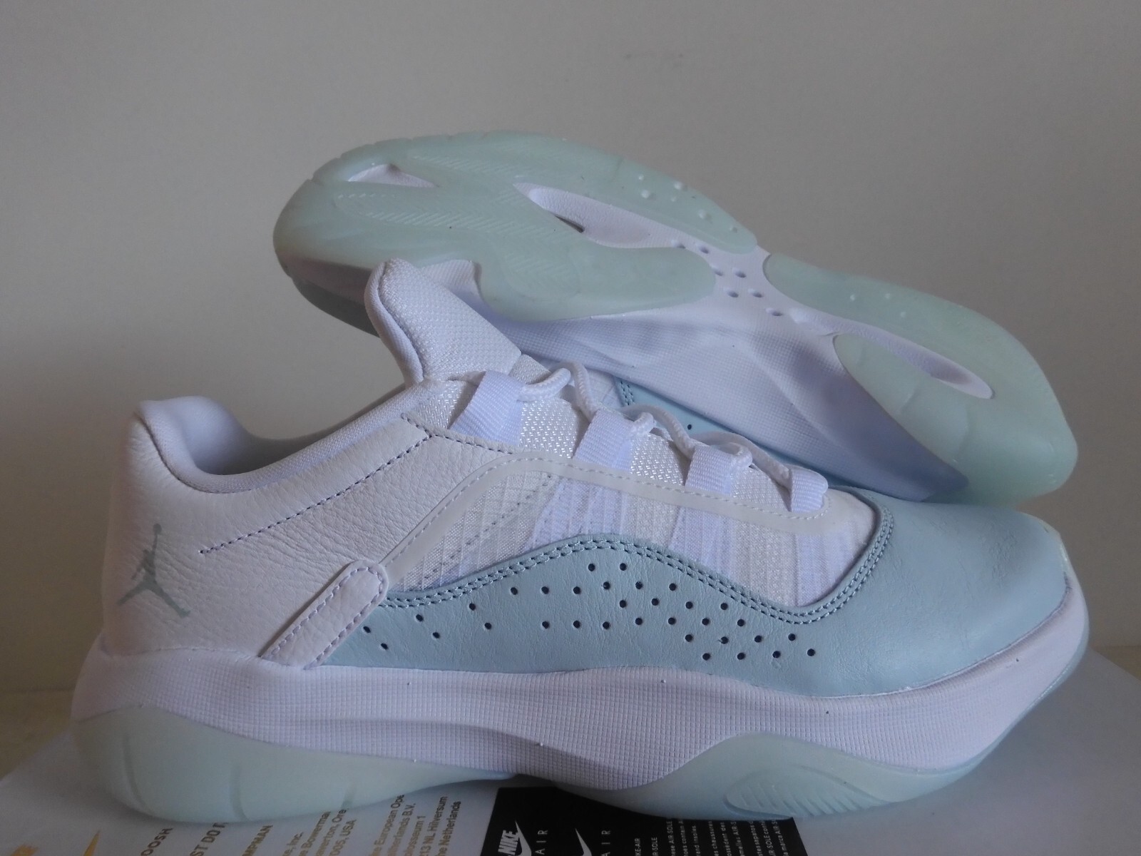 Nike Air Jordan 11 Cmft Low White-Glacier Blue-White Womens