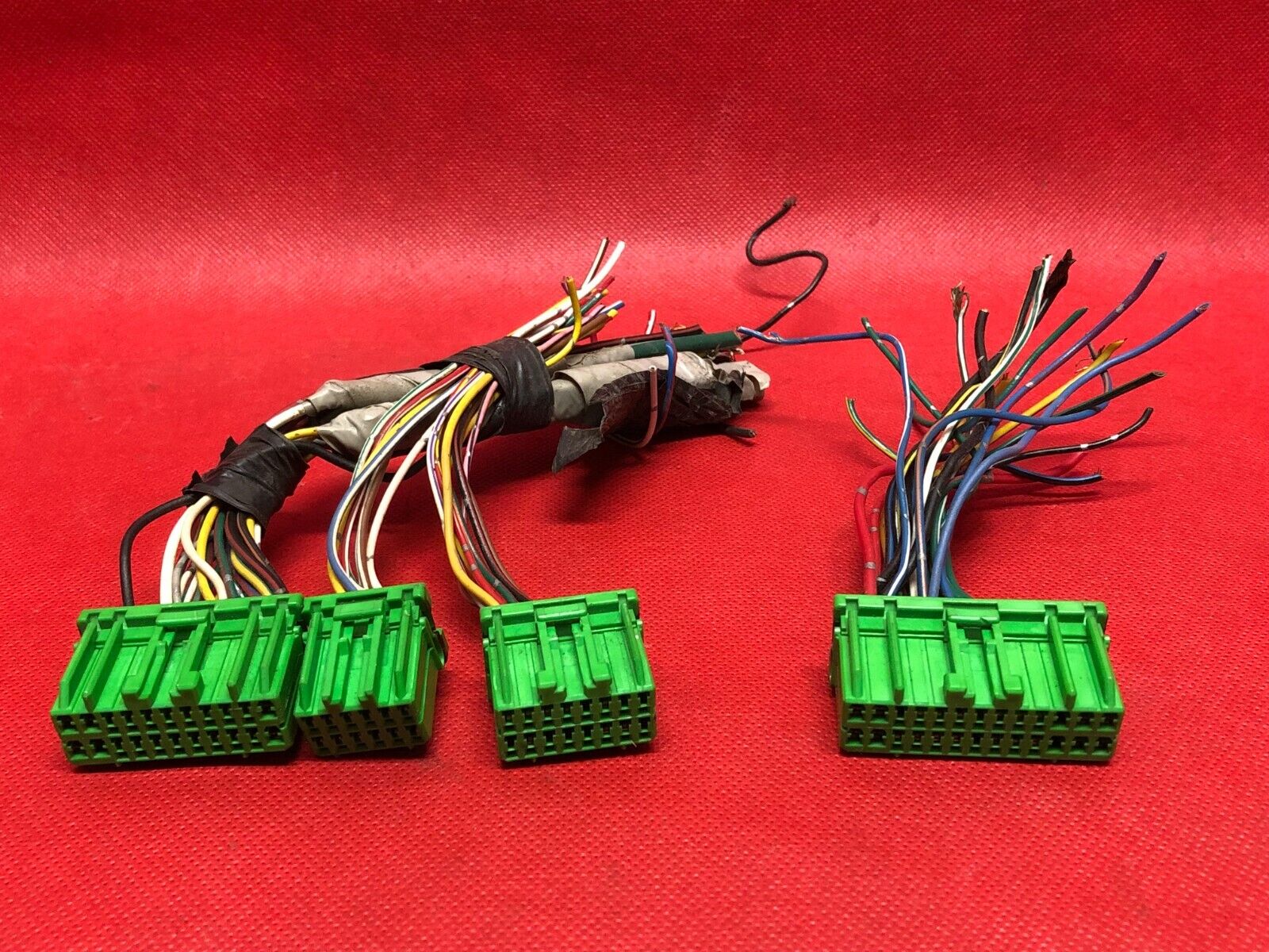 WIRING HARNESS PLUG CONNECTOR 02 MITSUBISHI ECLIPSE 2.4 MT