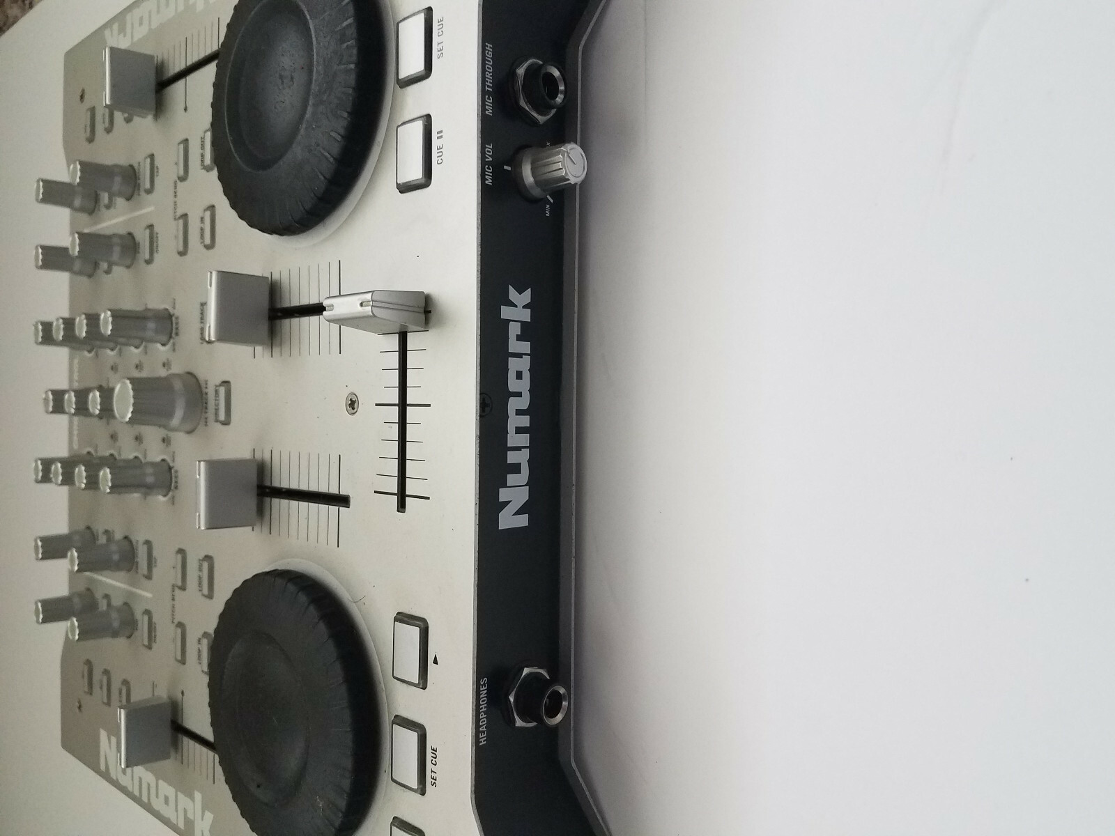 Numark Omni Control 2 Channel DJ Mix Station. Working.