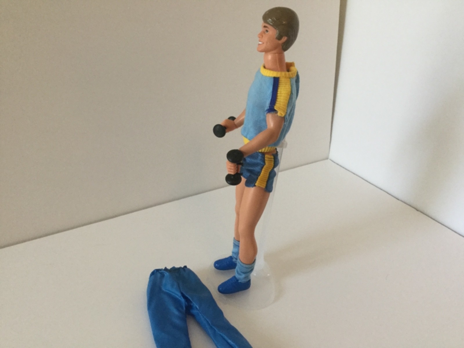1982 Mattel Ken doll All Star #3553 with Set of dumbbells