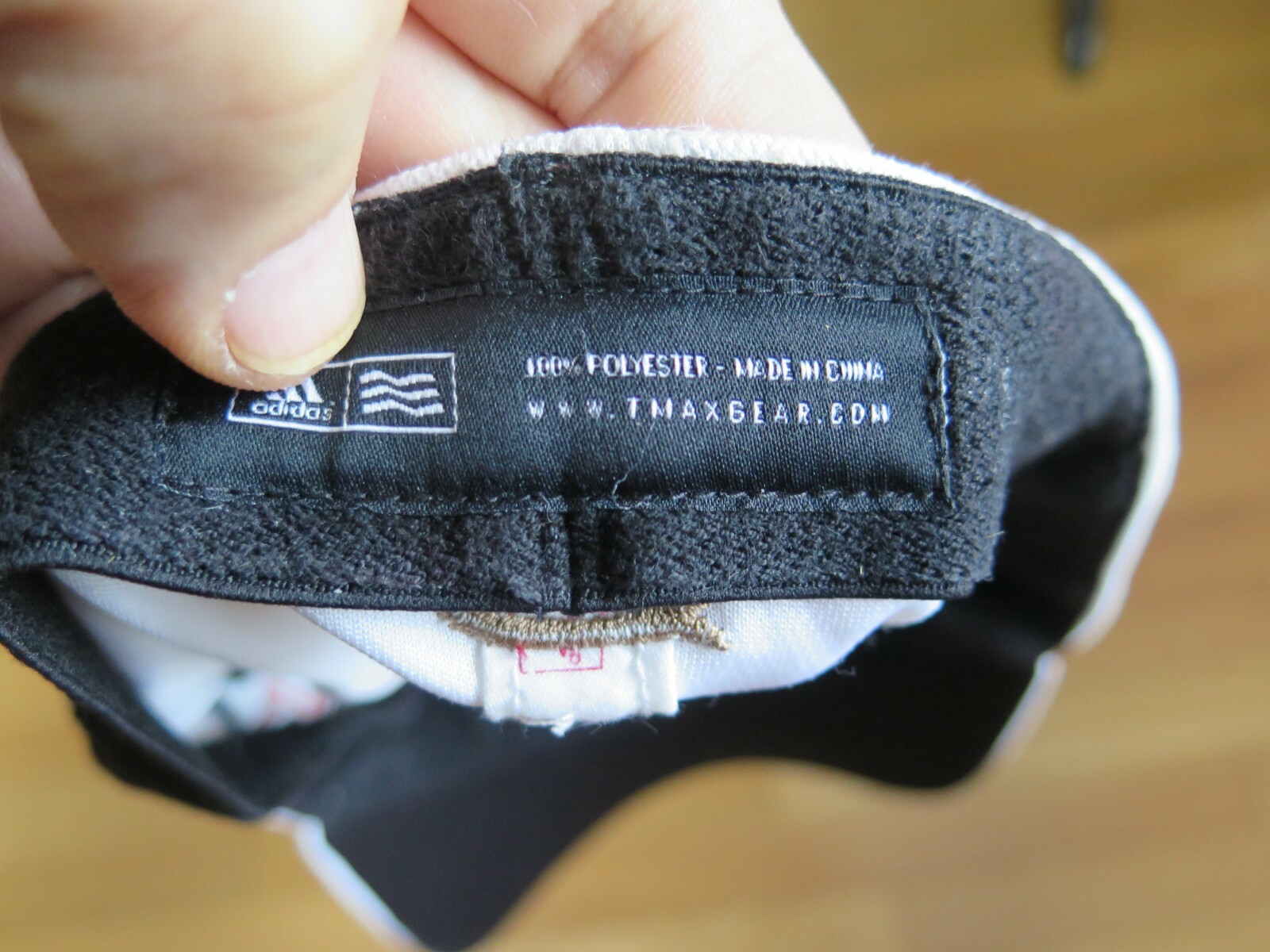 TaylorMade Baseball Style Hat Penta R9 Logo