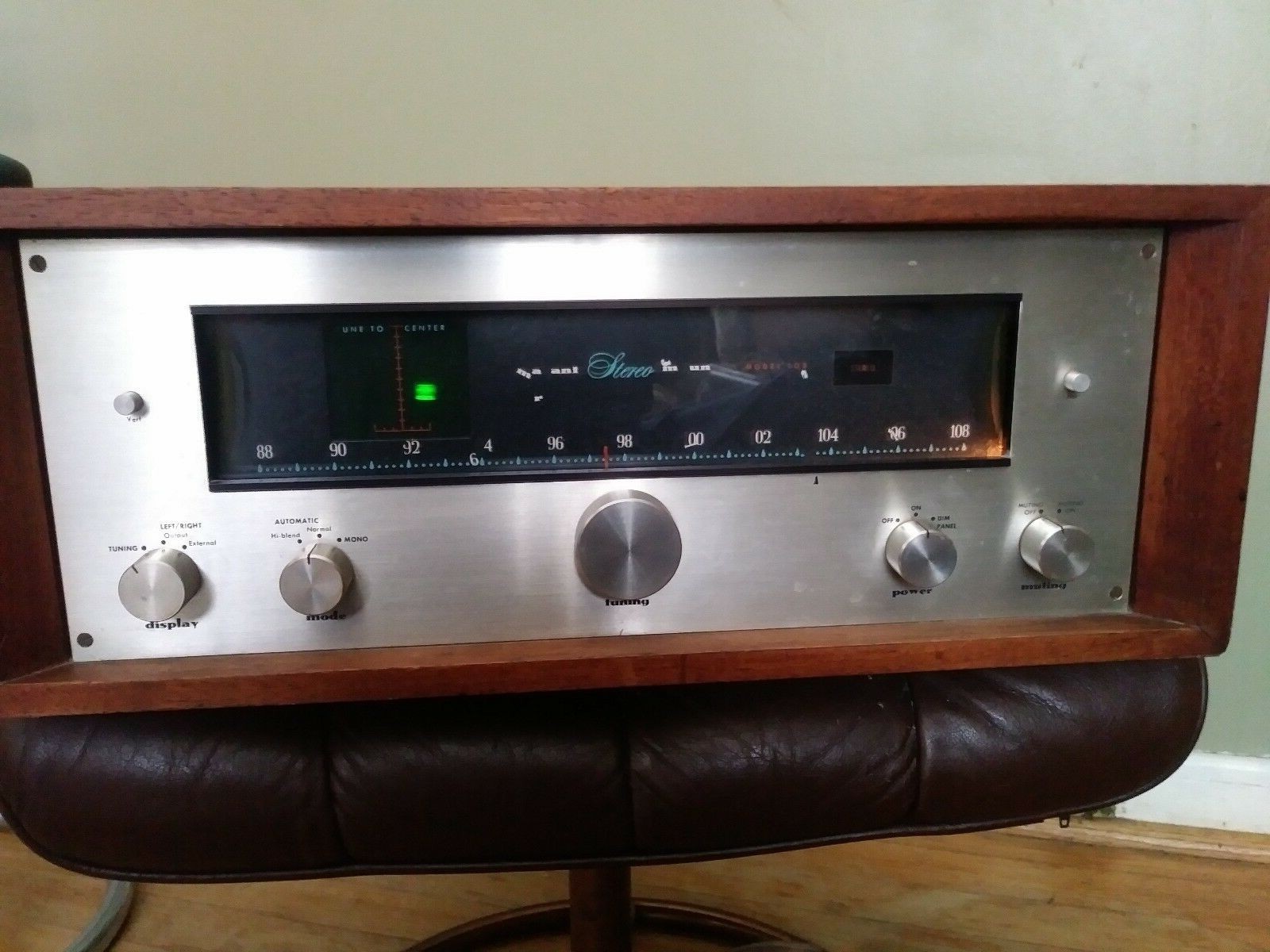 Vintage Marantz model 10B stereo tuner