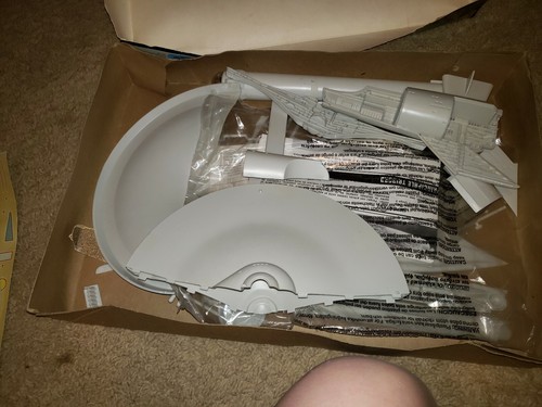 Star Trek Cut-Away U.S.S Enterprise NCC-1701 Model Kit by AMT Space sci-fi open