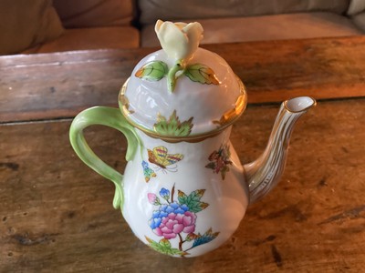 Sale!!-Antique Herend 1613/VBO Queen Victoria Hand Paint Porcelain 7'' Coffee Pot