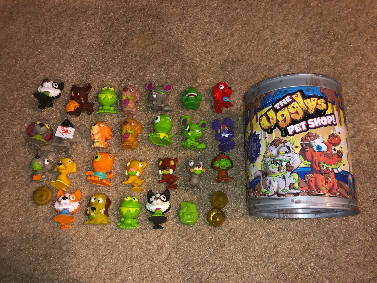 貴重　the ugglys petshop 未開封　2種類　大幅値下げ Amazon.com: The Ugglys Pet Shop Toy (2-Pack) : Toys & Games