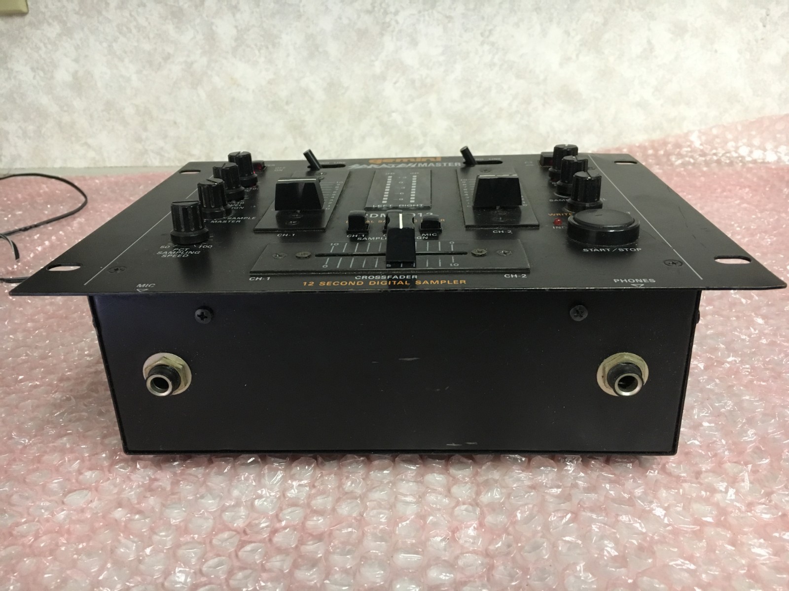 Gemini PDM-1012 digital sampling mixer w/power cord