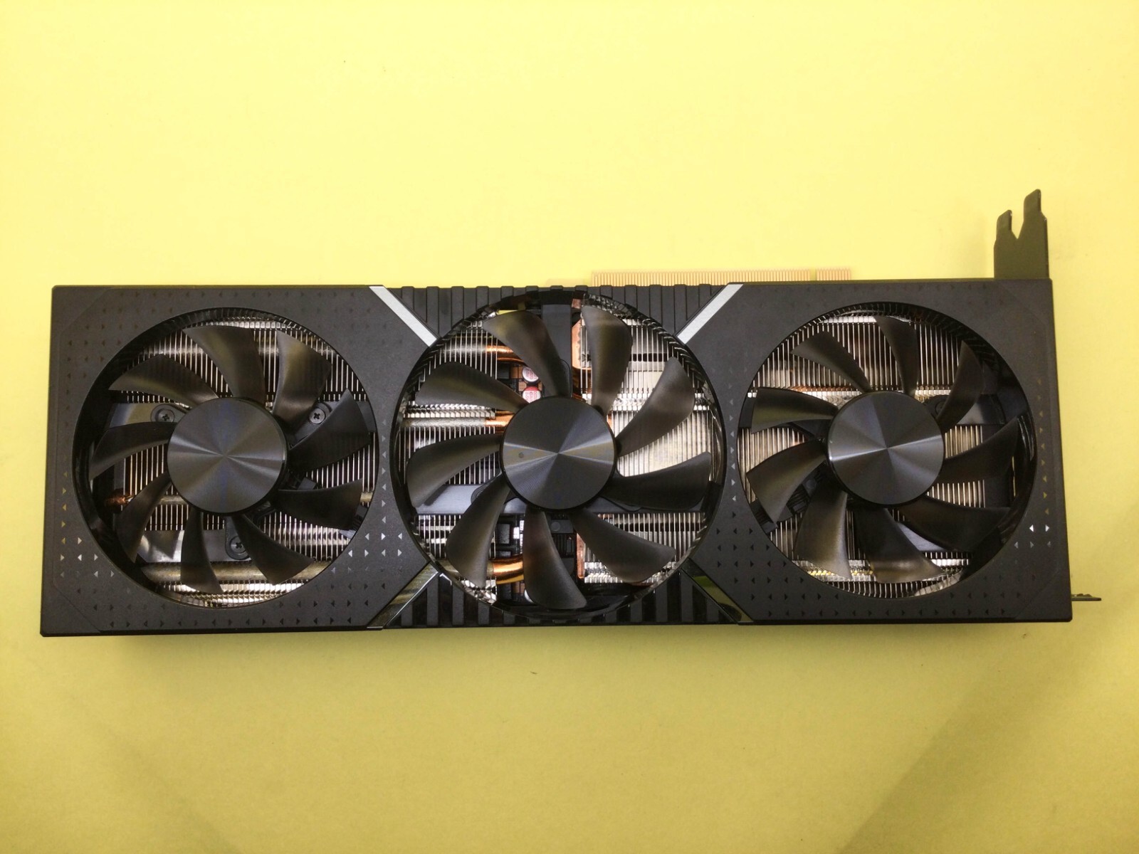 R様販売用。NVIDIA GEFORCE RTX 3090 (24GB) Amazon.com: MSI Gaming GeForce RTX 3090 24GB GDRR6X 384-Bit