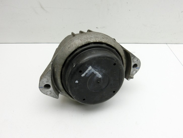 BMW 1er E82 07-11 3,0 160KW Motorhalter Motorlager Links BMW 1er E82 07-11 18.06.2008 2211-6760330 6760330 gebraucht Bild 4