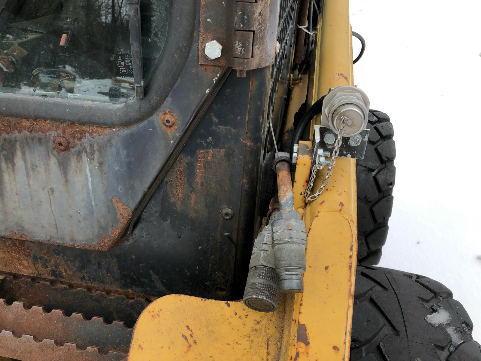 2000 Cat 226 skid steer loader cab with heat