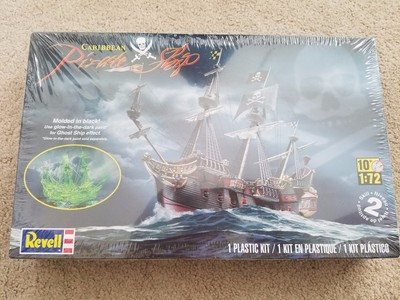 Revell Brand New Caribbean Pirate Ship 172 scale model kit 