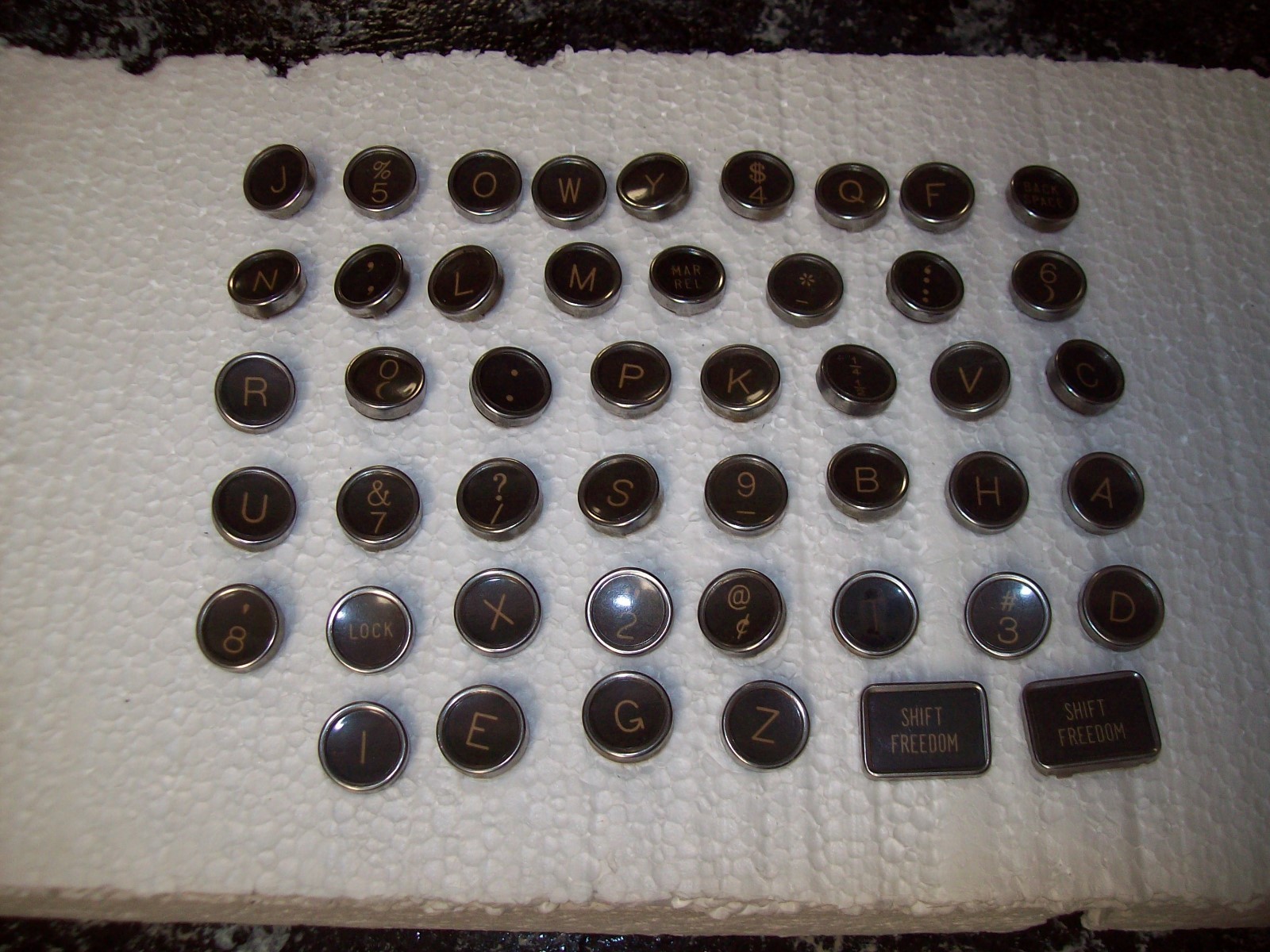 47 royal arrow glass top typewriter black and white keys