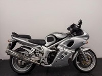 2002 SUZUKI SV 650S ** DELKEVIC EXHAUST - TINTED SCREEN - REAR HUGGER **