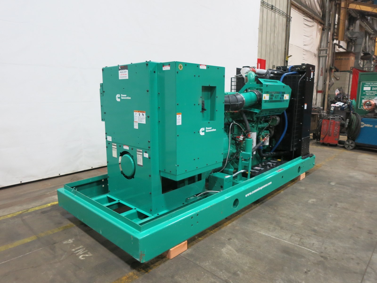 Cummins 350 kW diesel generator QSX15-G9 Tier 2 eng 110 Hrs Yr '08 - CSDG # 2320