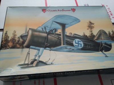 Classic Airframes 1:48 Polikarpov I-152 1-15 bis with Skis Plastic Kit 455U