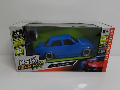 Maisto ブルーバード1971 Datsun 510 2台セット Maisto ブルーバード1971 Datsun 510 2台セット