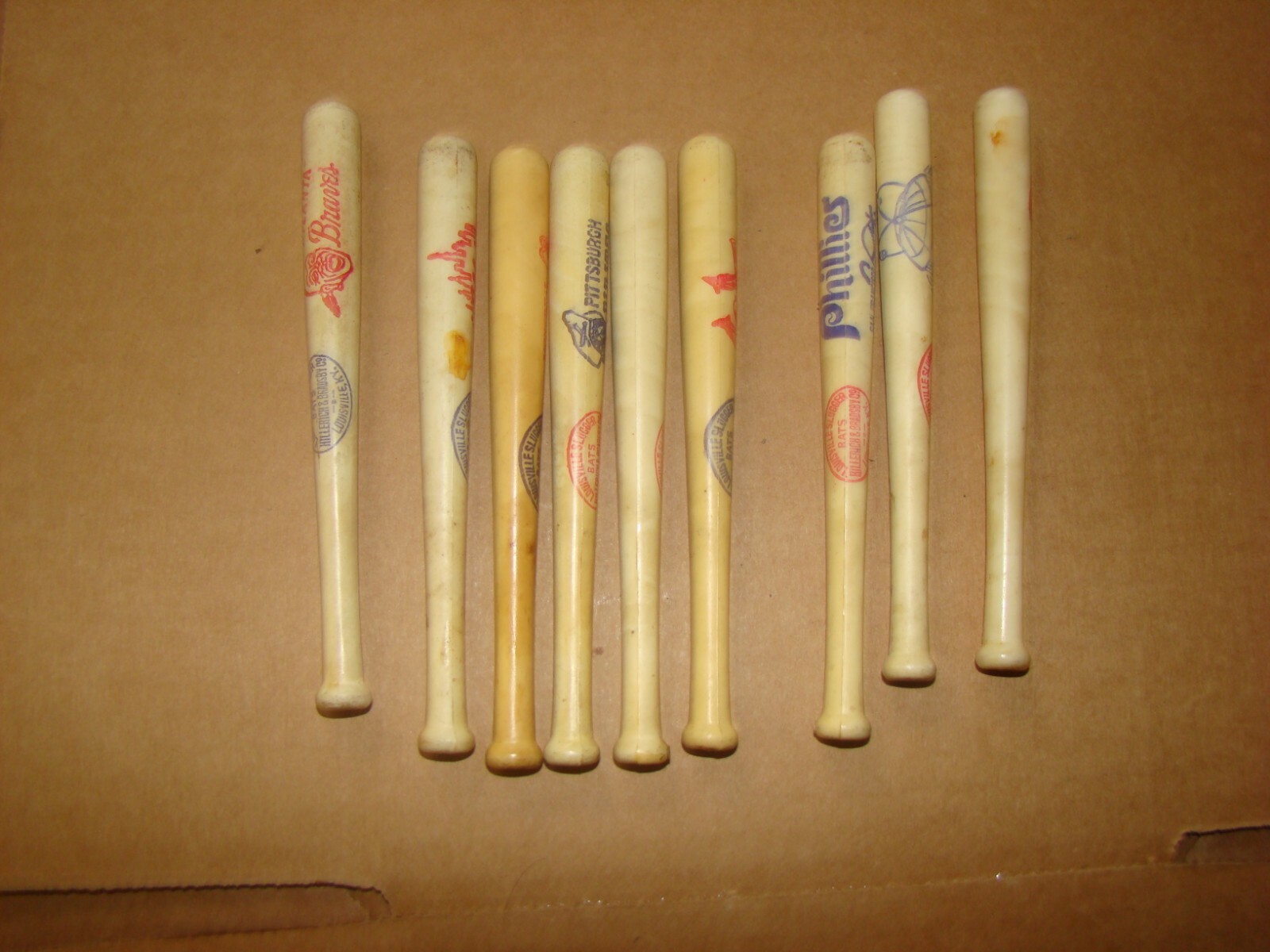 Lot of 9 VINTAGE Miniature Baseball Bats