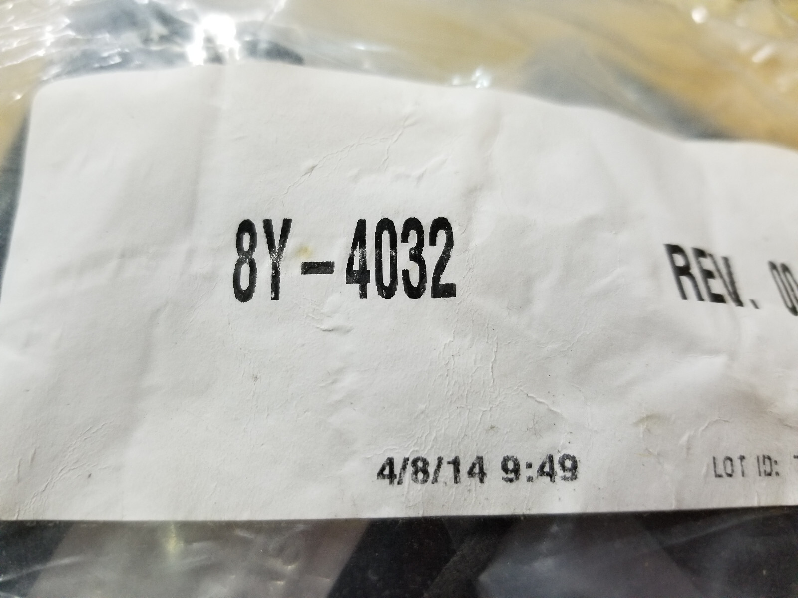 CATERPILLAR 8Y-4032: Belt Assembly-Seat 8Y4032 - Picture 3 of 4