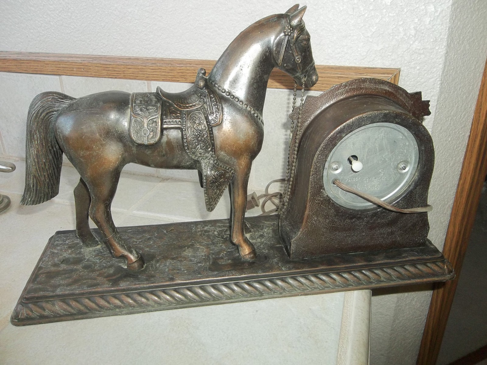 BRONZE HORSESHOE & HORSE CLOCK 1930'S
