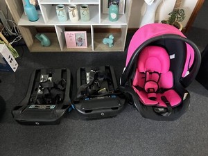 arlo pram and capsule