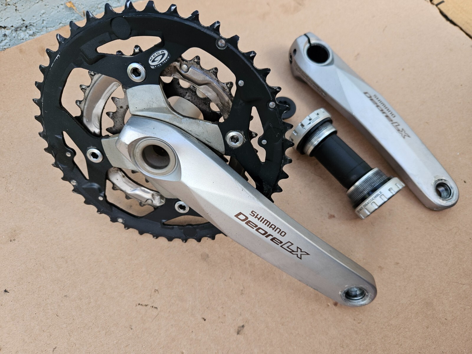 Shimano Deore LX FC-M580 Triple Mountain Bike Crankset Shimano Deore LX FC-M580 Triple Mountain Bike Crankset