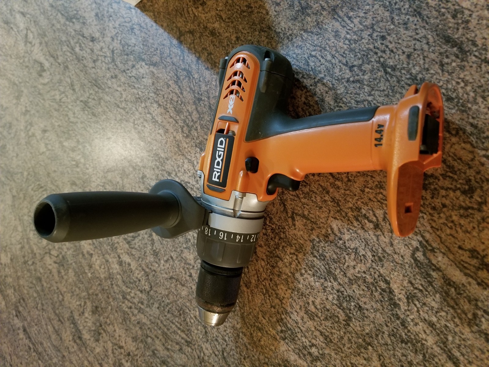 RIDGID BD0739 9.6-12.-14.4-18-Volt Battery Charger and Drill Only, No battery